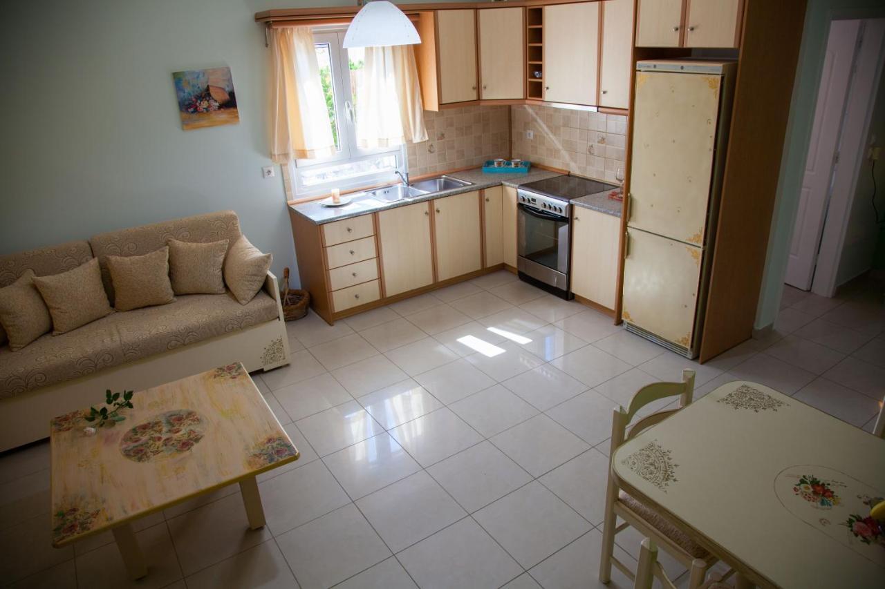 Villa La Casa D'Estate Lakíthra Esterno foto